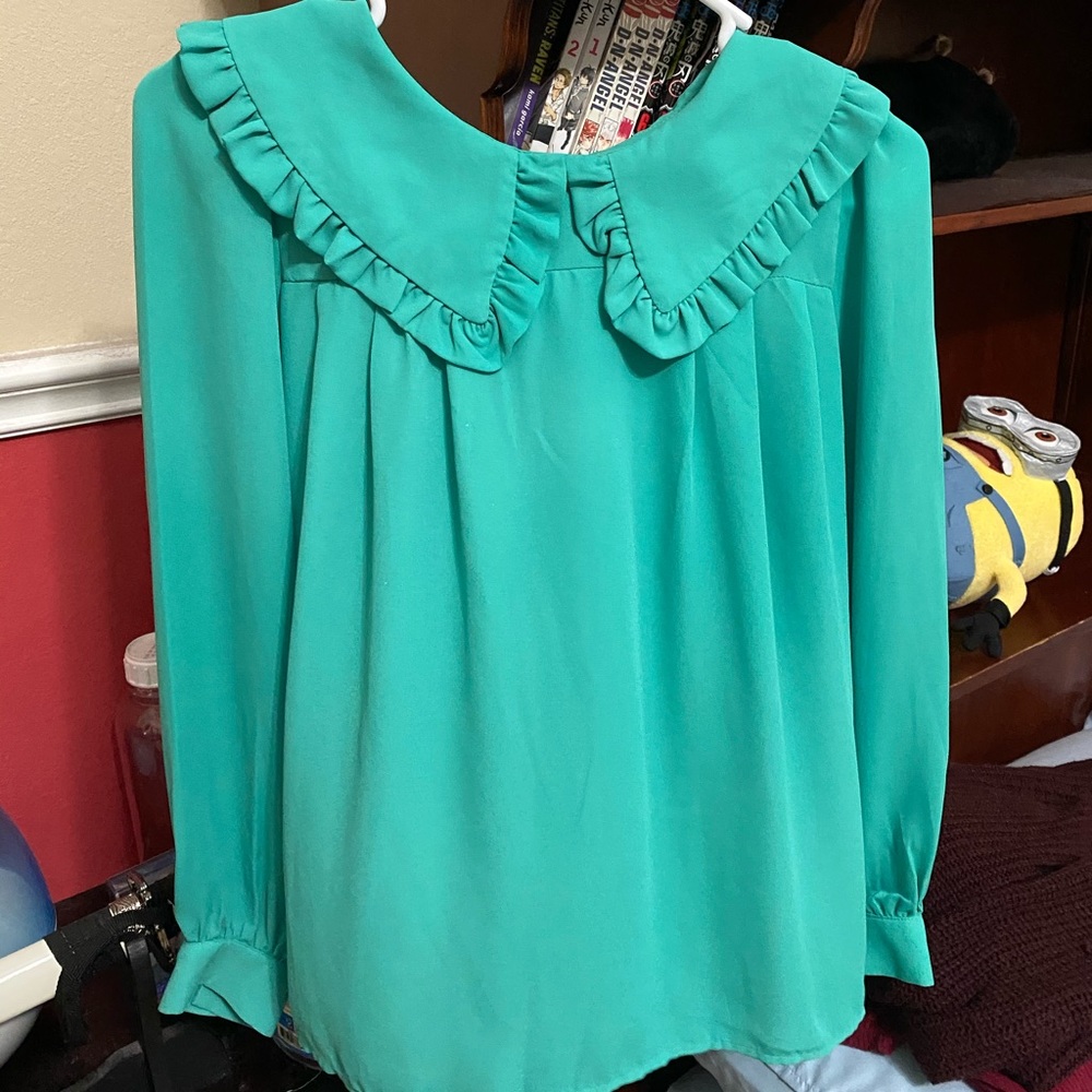 Ruffle Collar Long-Sleeved Blouse